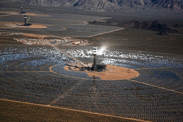 Googleova solarna elektrana prži ptice na 500 °C