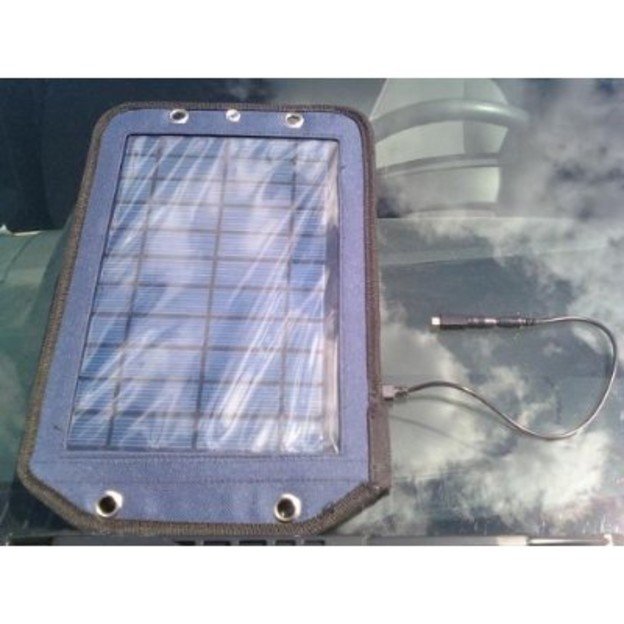 Solariffic Portable Solar Panel puni gotovo sve