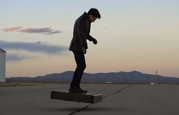 VIDEO: Hoverboard na akciji