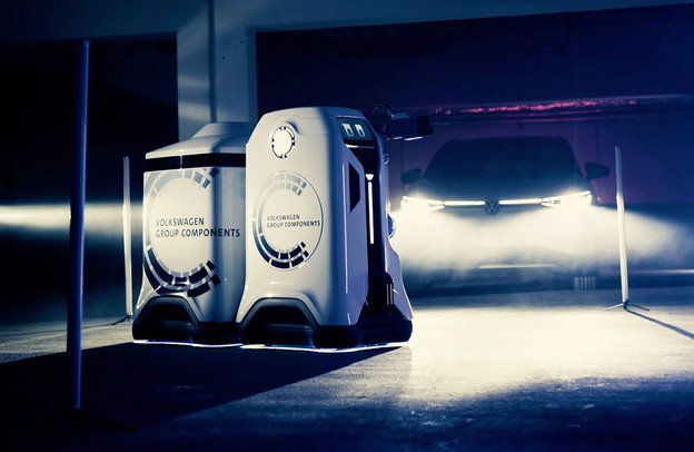 VIDEO: Robot vam dolazi napuniti električni auto