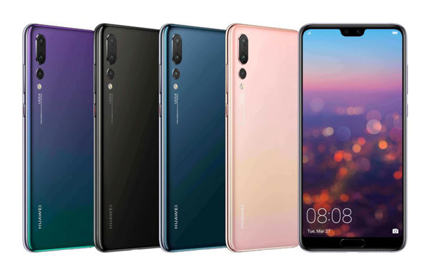 Huawei P20 Pro na tronu mobilne fotografije