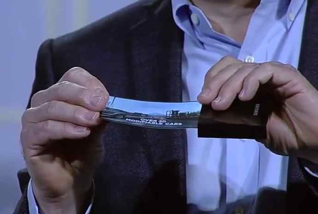 Samsung prikazao 5,68-inčni savitljivi AMOLED ekran