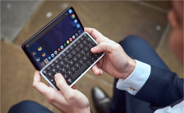 VIDEO: 5G Linux telefon i mini laptop u jednom