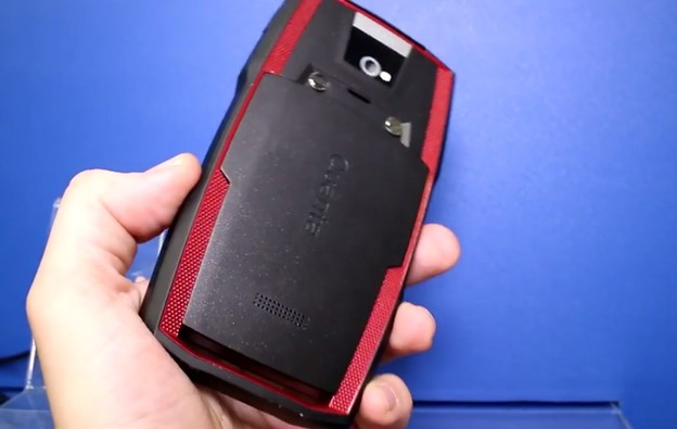 VIDEO: Windows Phone 8.1 telefon terenac