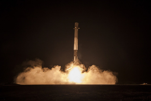 Obnovljeni Falcon 9 i Dragon u svemiru